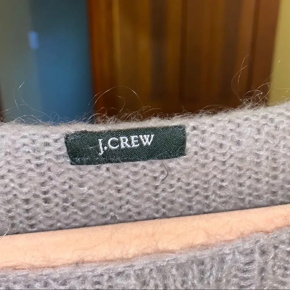 J. CREW classic cozy ribbed crewneck sweater M